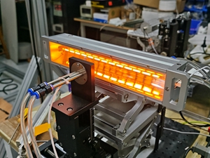 告別熱風(fēng)痛點(diǎn)！線型聚焦加熱器，重新定義HDPE加強(qiáng)筋焊接標(biāo)準(zhǔn)